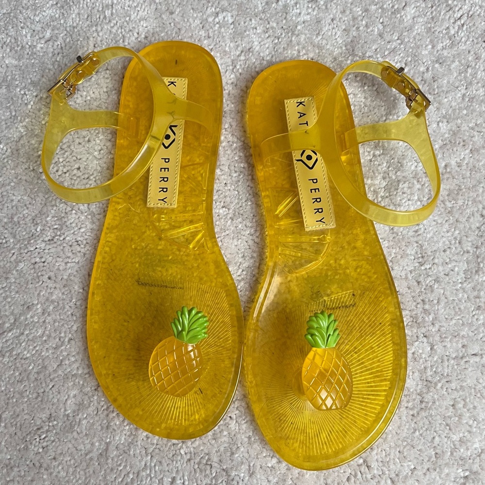 Katy Perry Pineapple Jellies